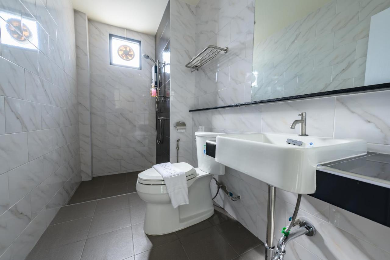 Top Residence Surat Thani Bagian luar foto