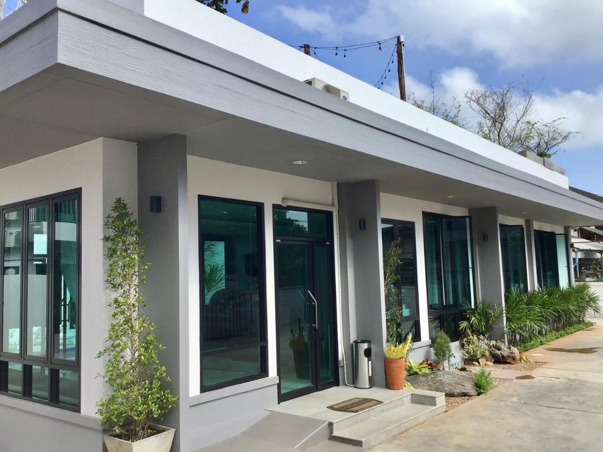 Top Residence Surat Thani Bagian luar foto